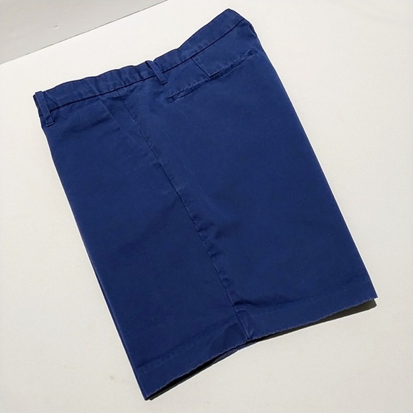 GAP 18" Flat Front Dress Short - Size 34 - Picture 2 of 5